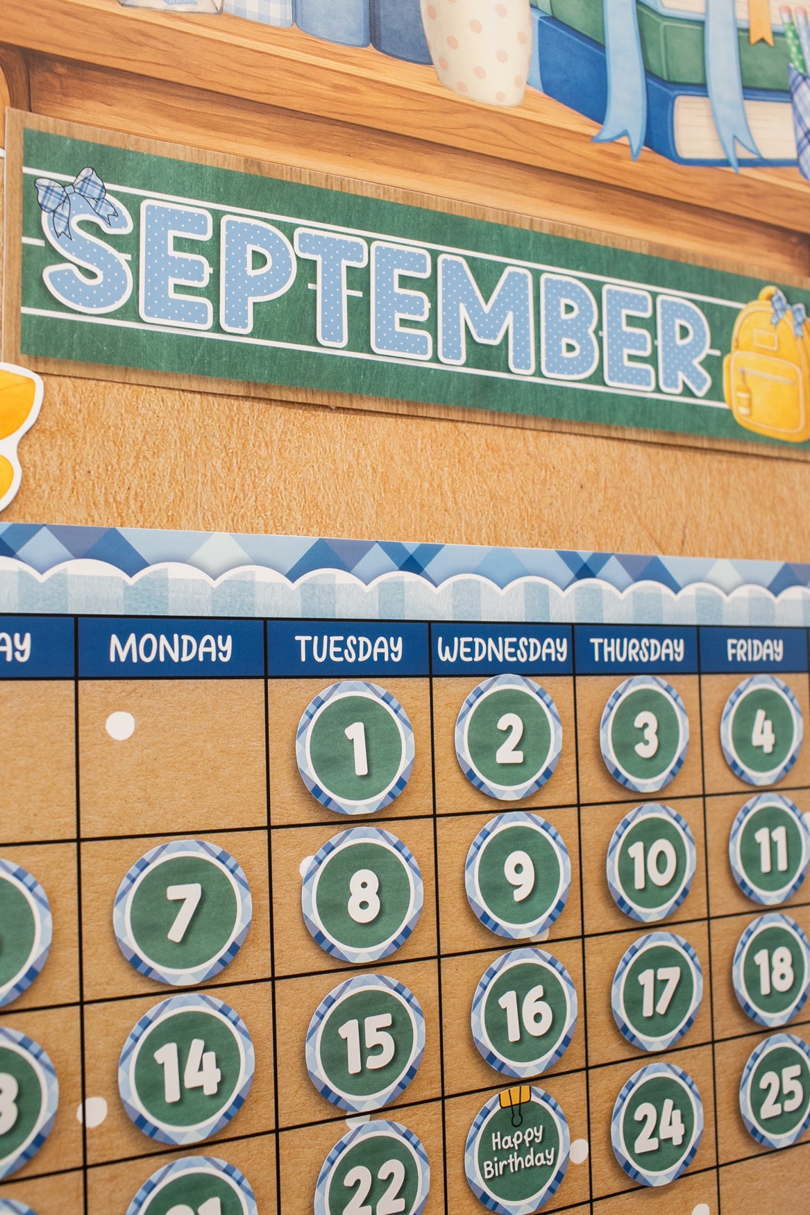 stars hollow calendar 
