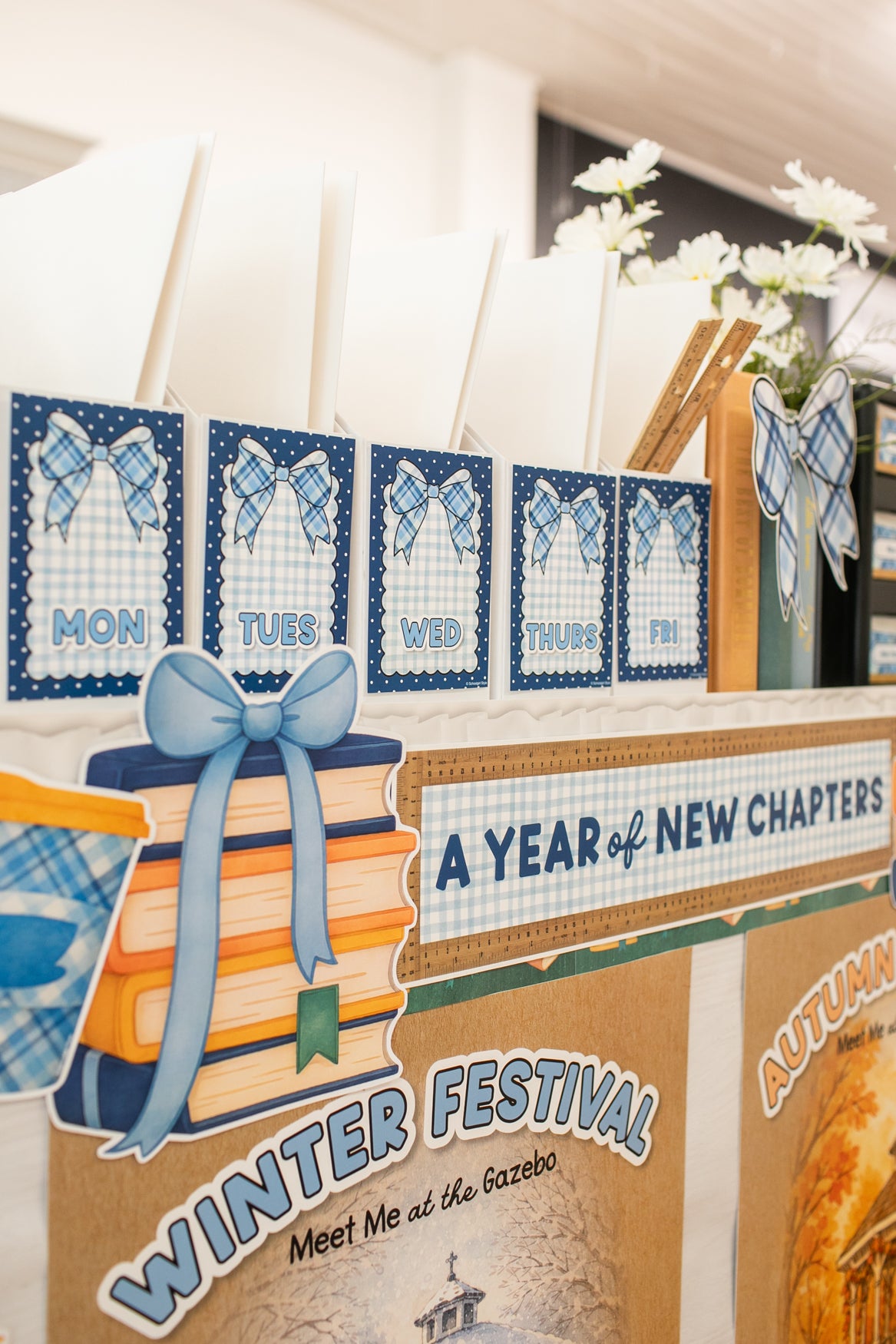 stars hollow calendar topper