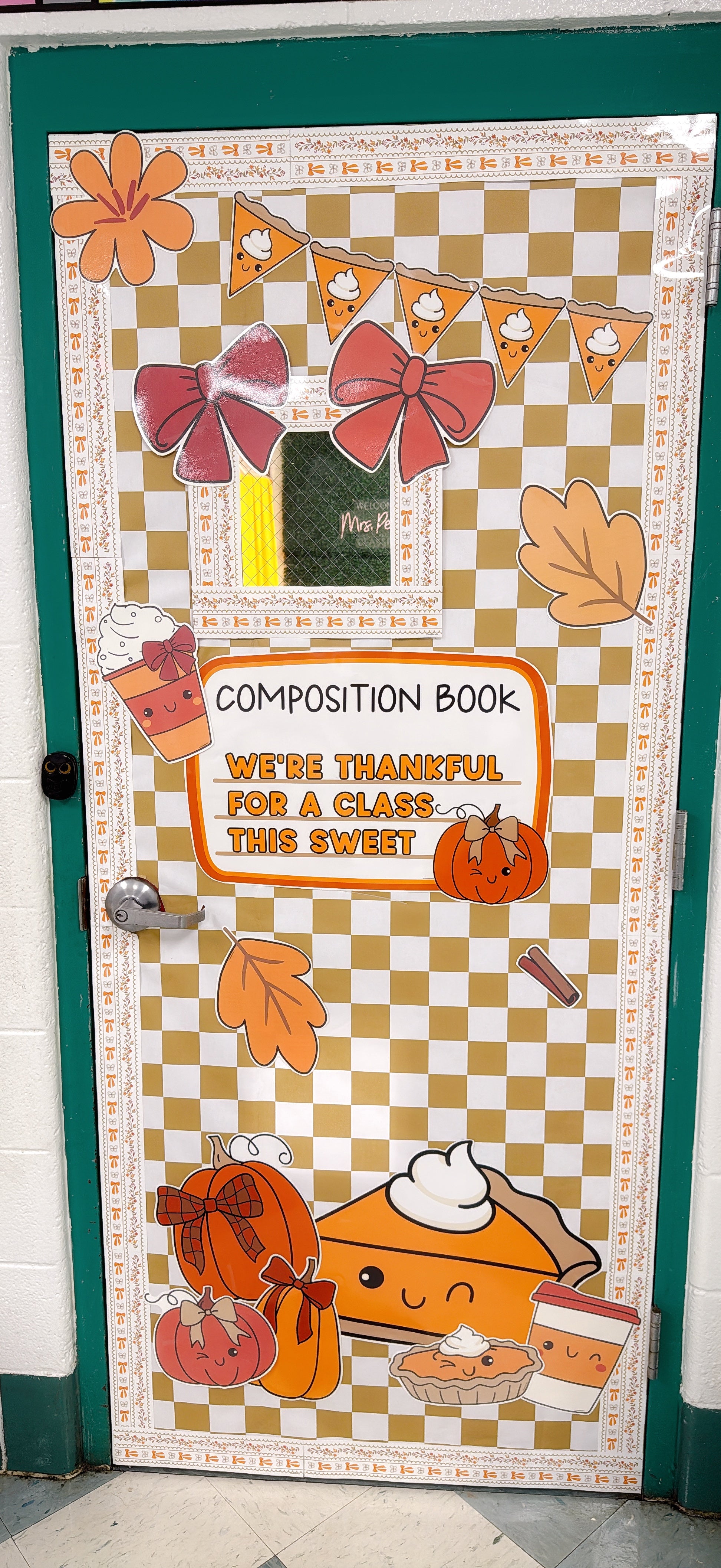 thanksgiving classroom door decor
