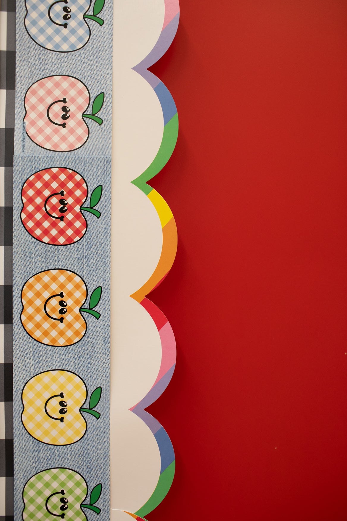 Straight Jean Apple Retro Bulletin Board Border | 90s Teacher