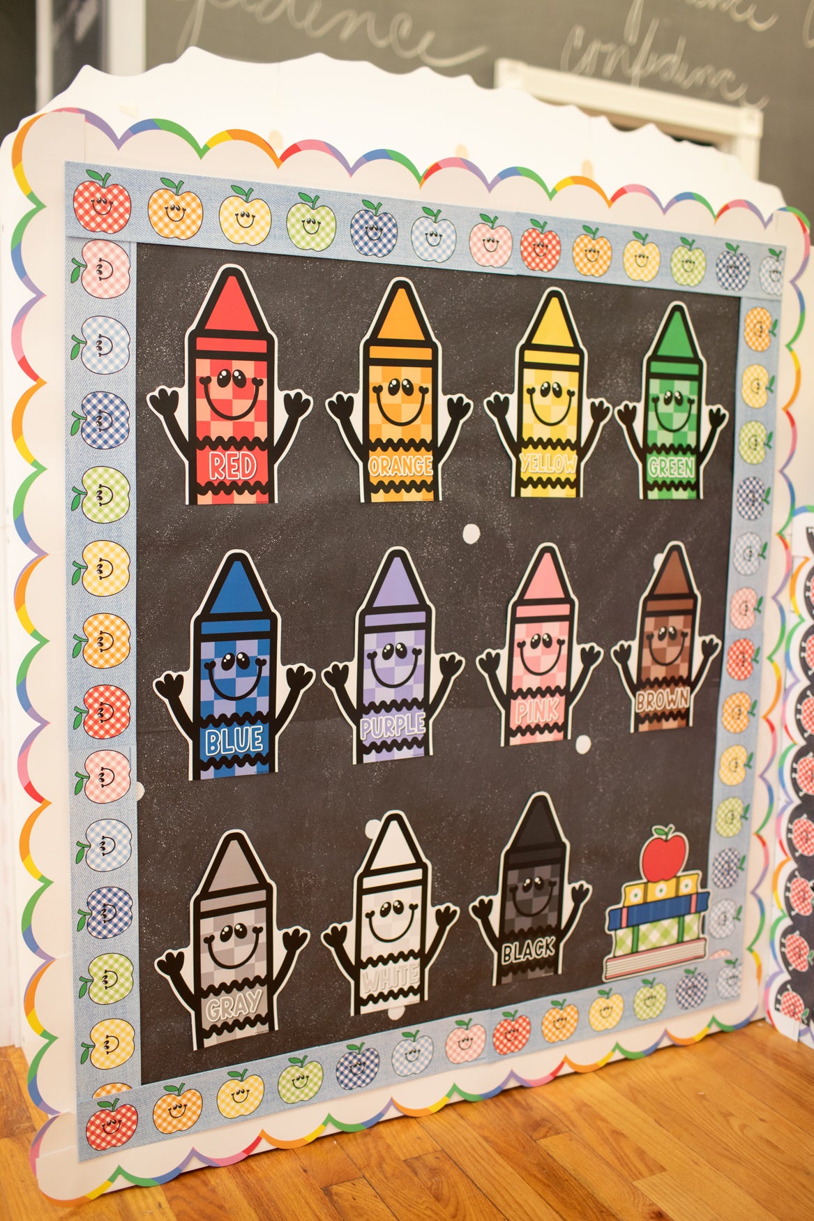 Chalk & Dots Bulletin Board Paper 25ft. | Schoolgirl Style x Fadeless®