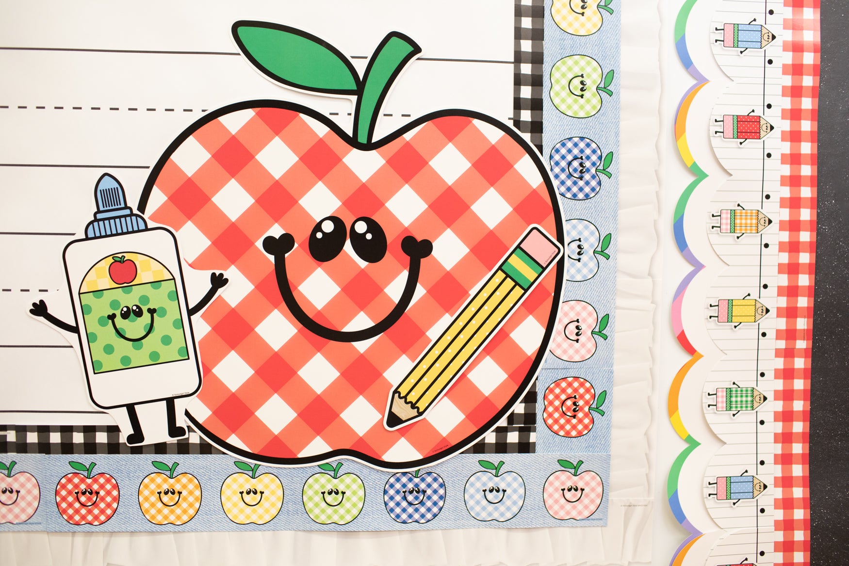 Jumbo Apple Retro Cutouts | 90s Teacher