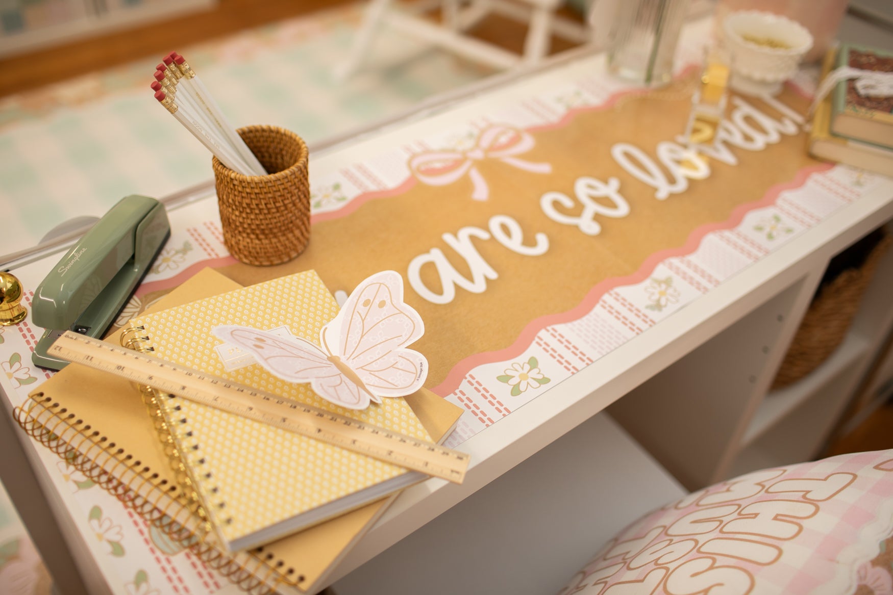 Kraft Paper Banner | Miss Honey's Cottage Classroom