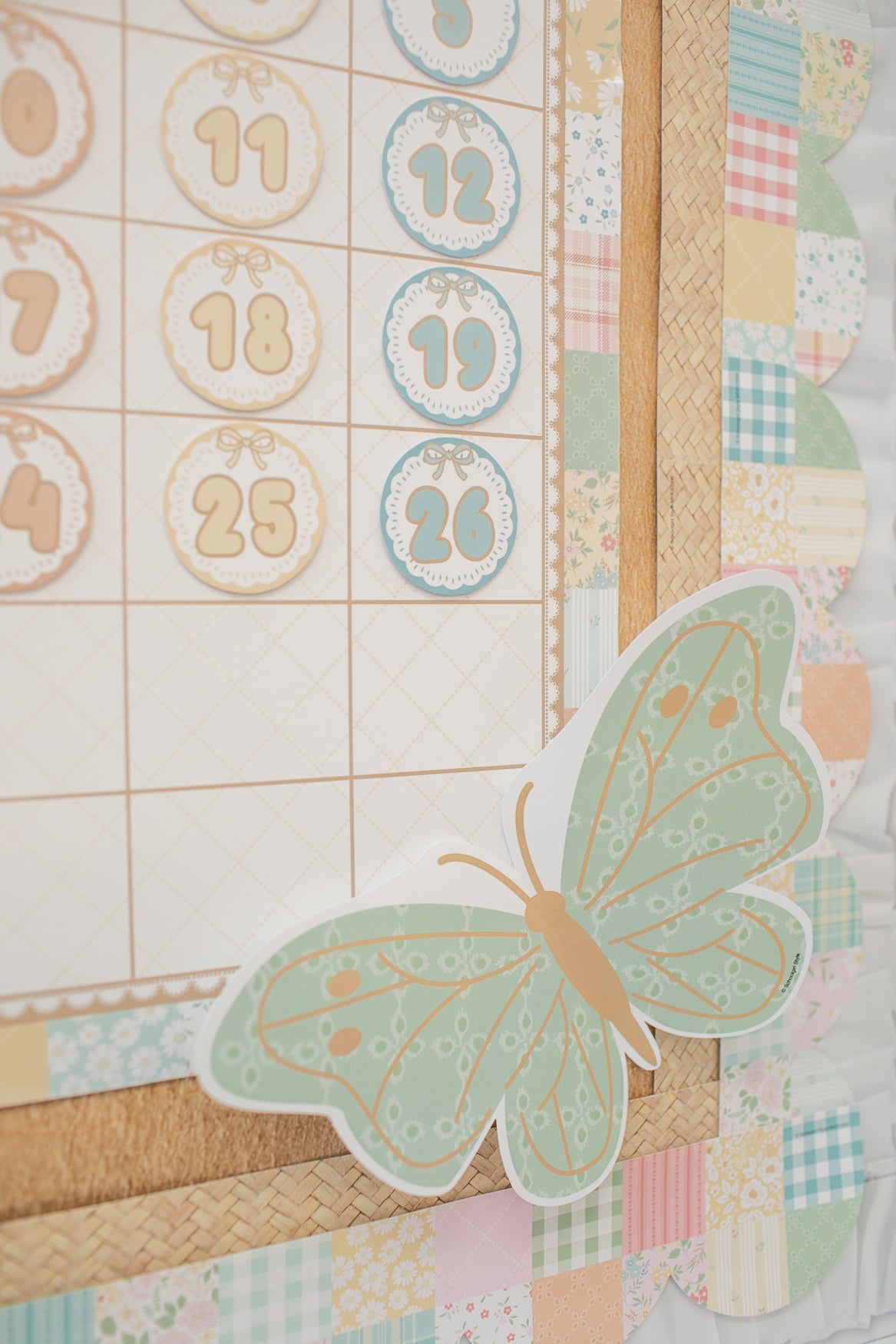 Honey Basket Weave Calming Bulletin Board Border | Miss Honey's Cottage Classroom