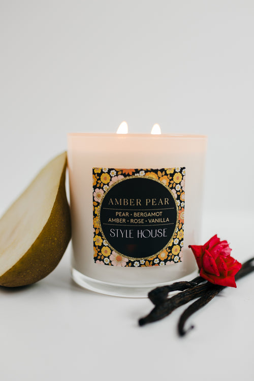 amber pear candle with pear, bergamot, amber, rose and vanilla