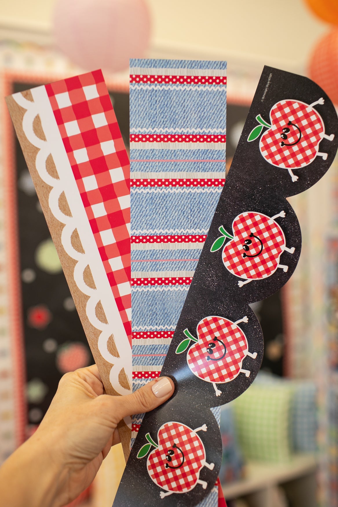 Apple Orchard Gingham Bulletin Board Border | Banner Bar