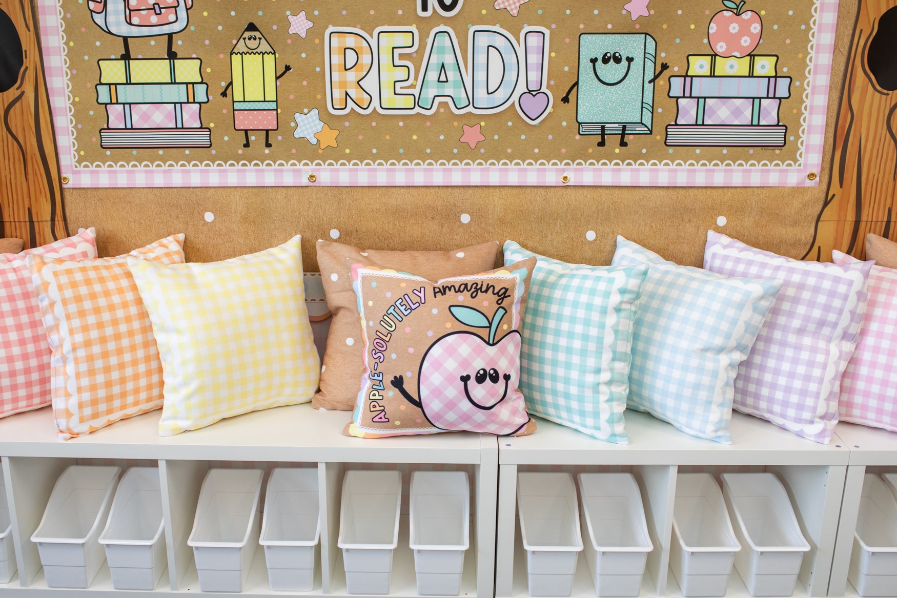 Apple-solutely Amazing Kraft Paper Classroom Pillow Cover | A Year In Pastel
