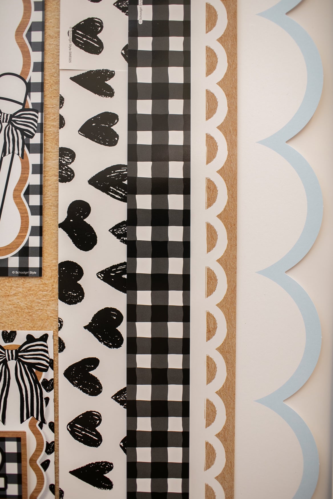 Sweetheart Sketch Classic Black and White Bulletin Board Border | Simply Sweet