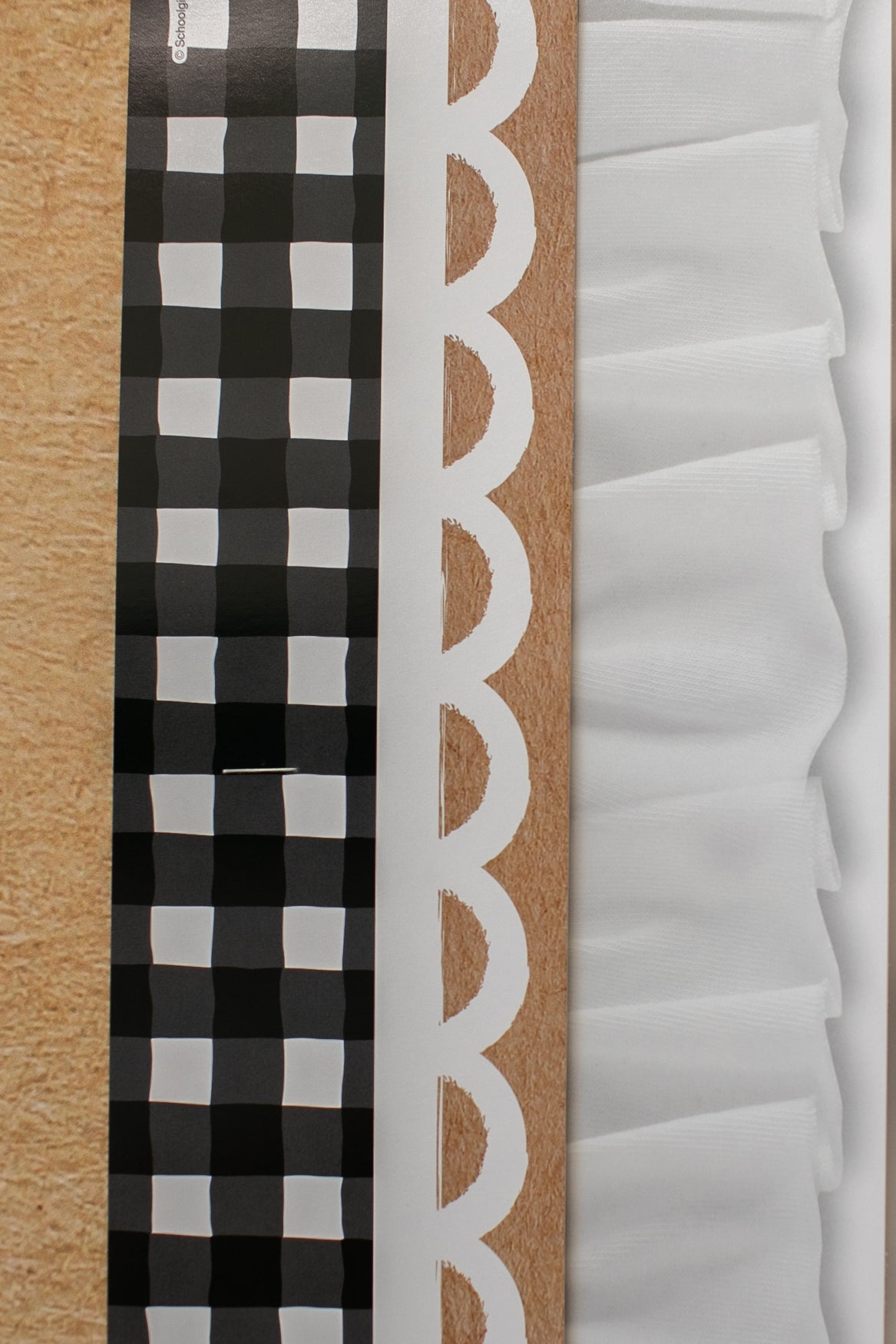 Signature Gingham Bulletin Board Border | Banner Bar