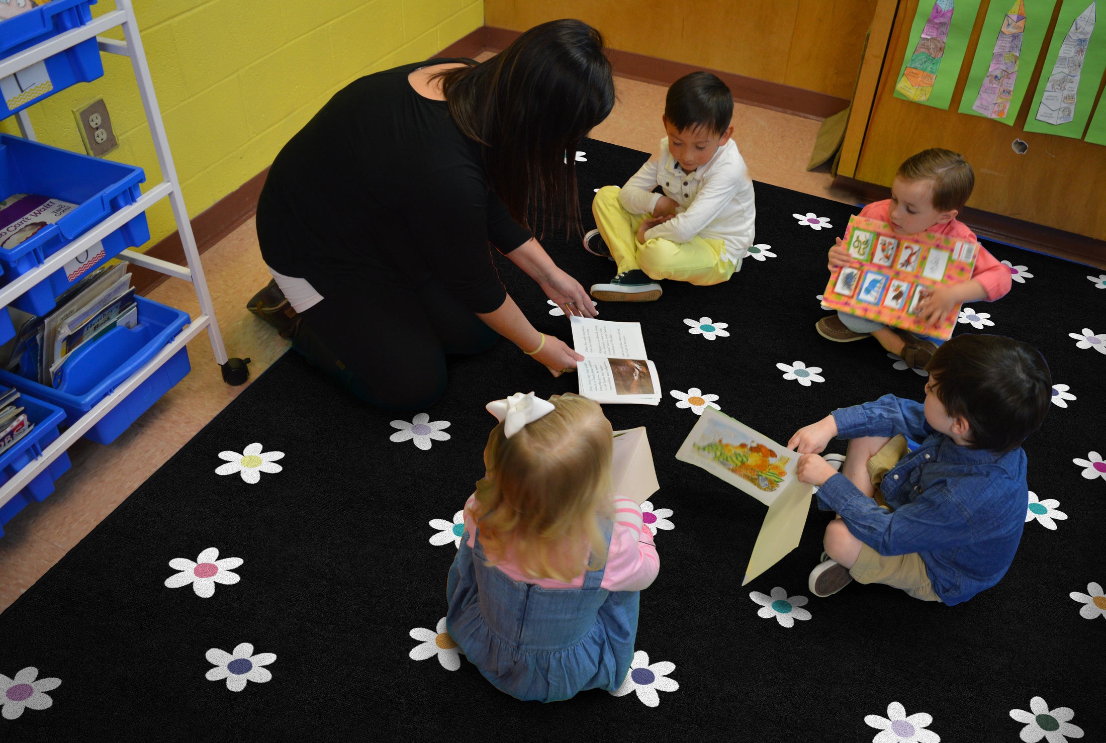 Small Daisies on Black Rug | Black and White Classroom Rug | Pocketful of Daisies | Schoolgirl Style