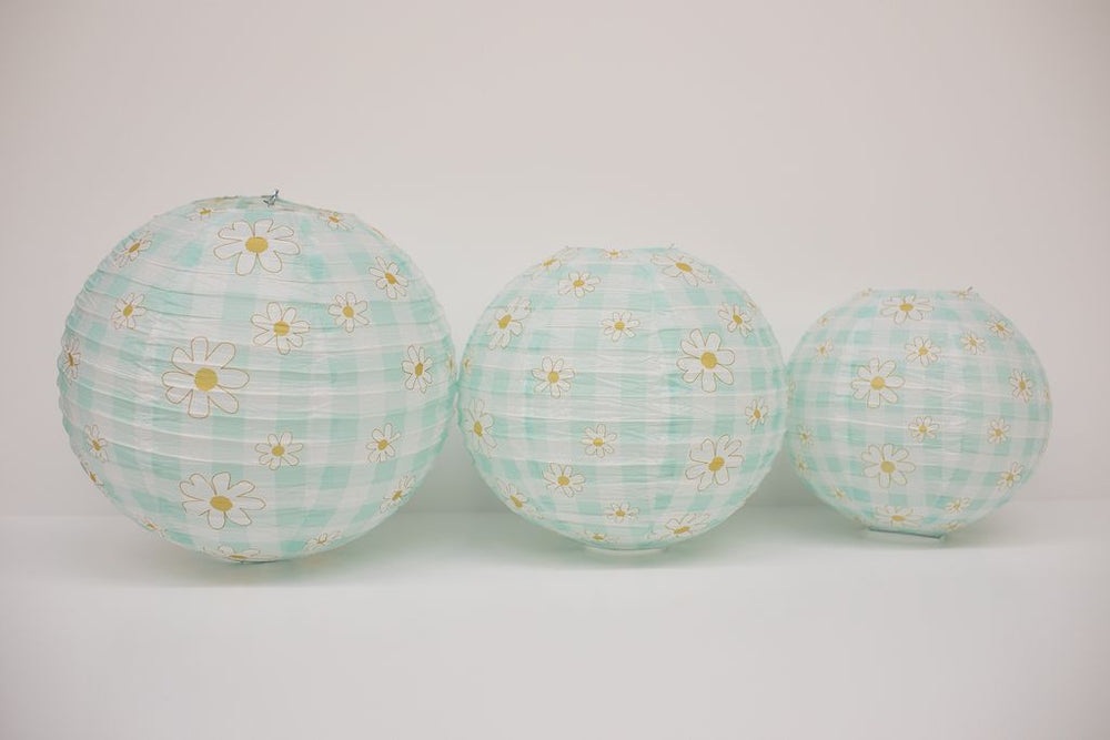 Mint Gingham Daisies Lantern 3 Pack | Miss Honey's Cottage Classroom