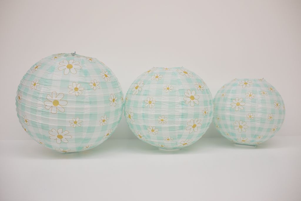 Mint Gingham Daisies Lantern 3 Pack | Miss Honey's Cottage Classroom