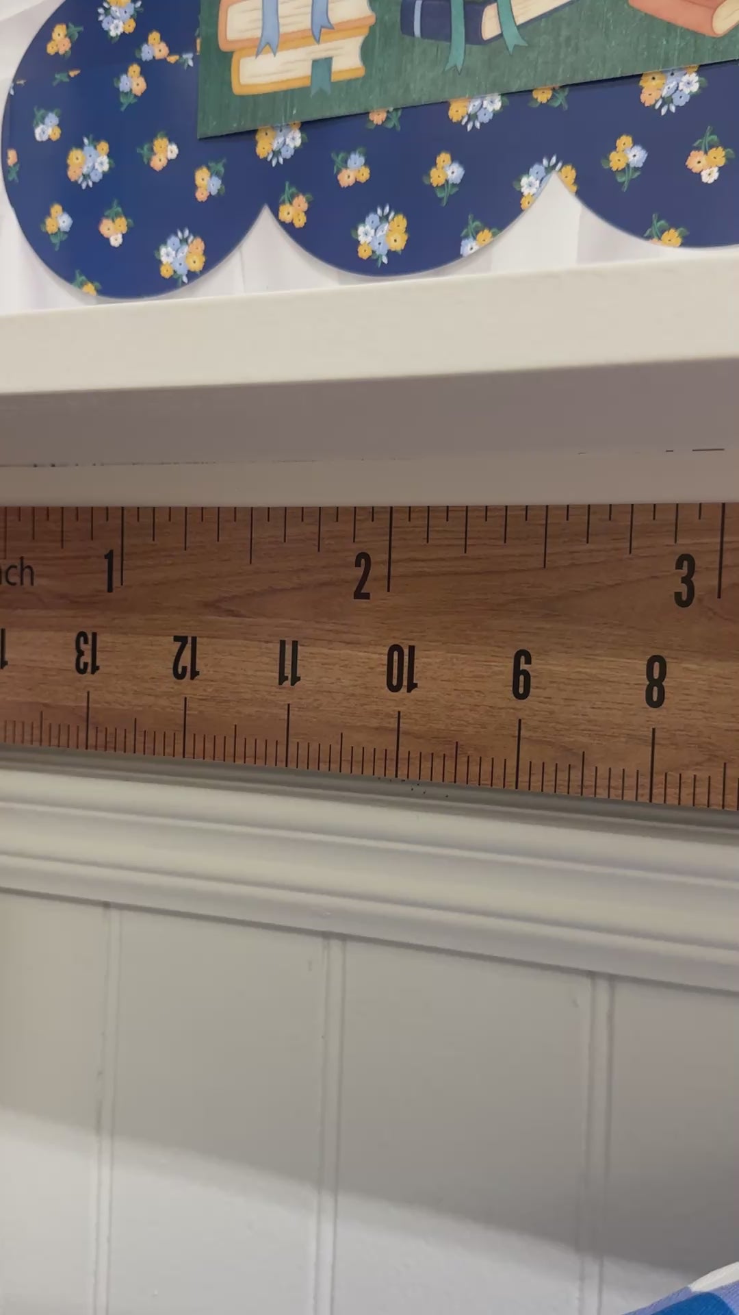 stars hollow measure up border
