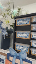 Load and play video in Gallery viewer, stars hollow toolbox labels
