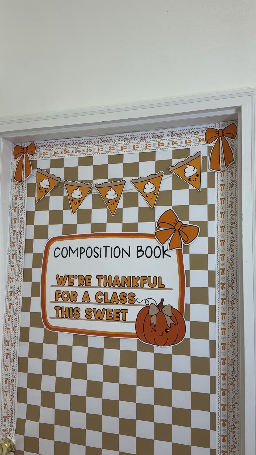 a slice of gratitude thanksgiving pre printed door decor 