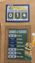 Load and play video in Gallery viewer, stars hollow calendar
