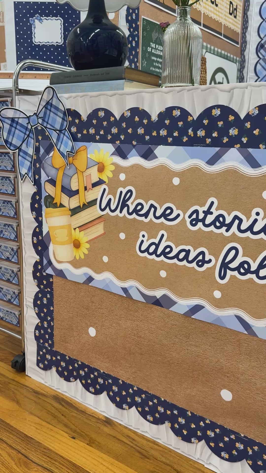 stars hollow kraft banner