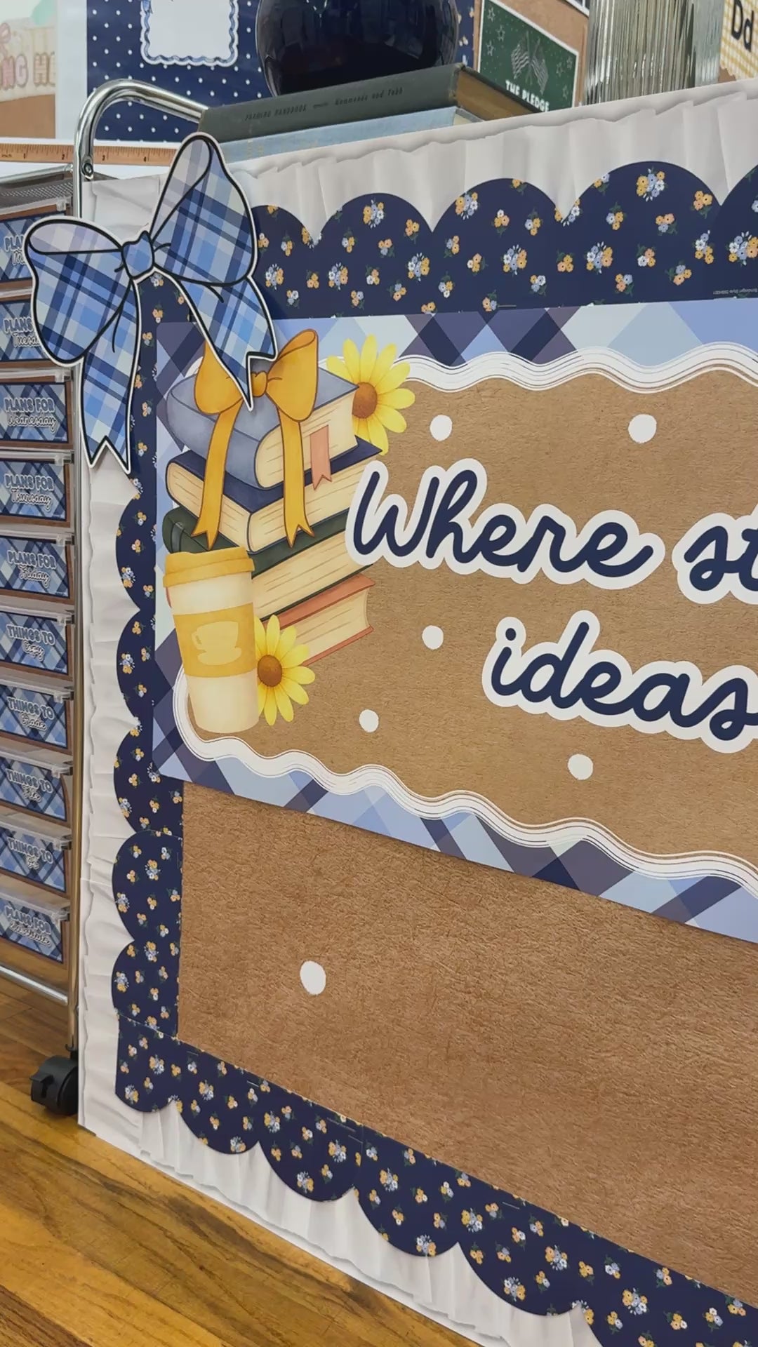 stars hollow kraft banner