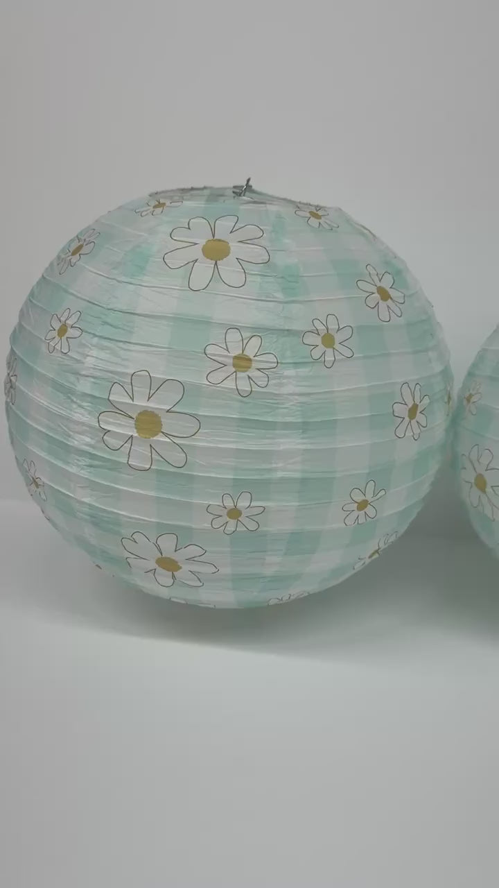 mint gingham daisy lanterns