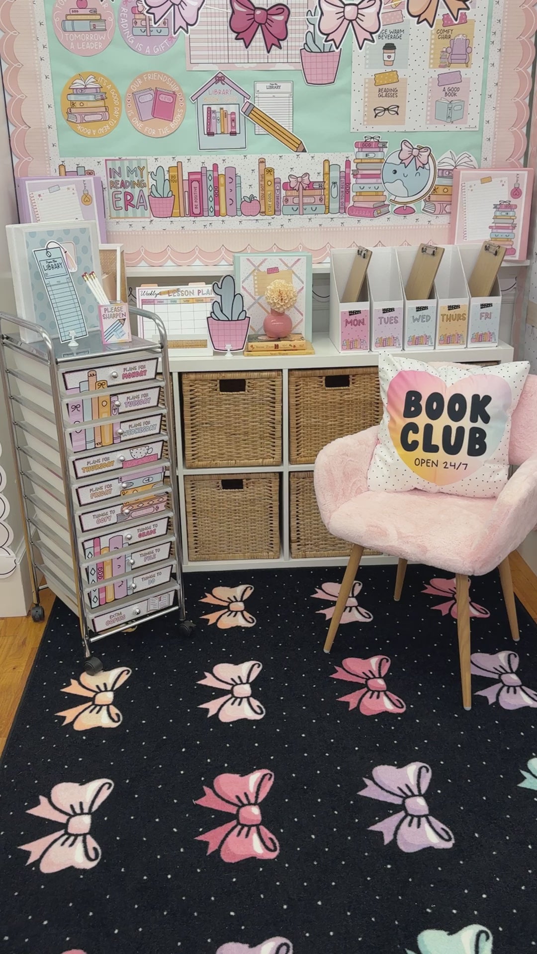  Pastel bows with black and white polka dots rug 
