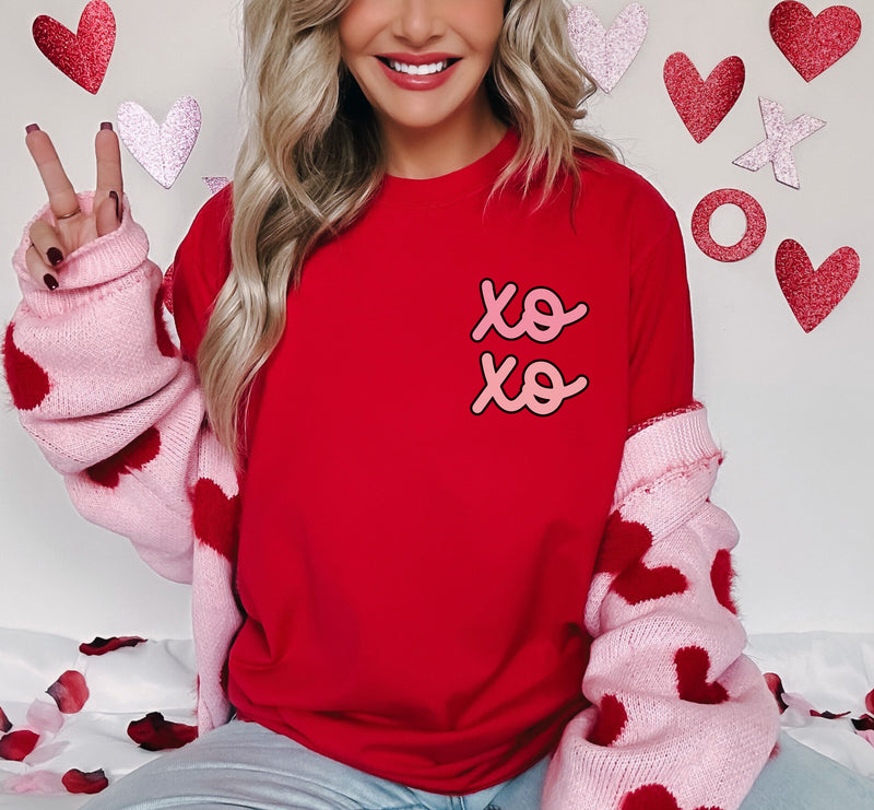 Pink XO Hugs and Kisses Valentine's Day T-Shirt | red, black and white