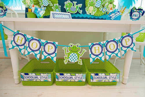 Banner Letters Frogs by UPRINT
